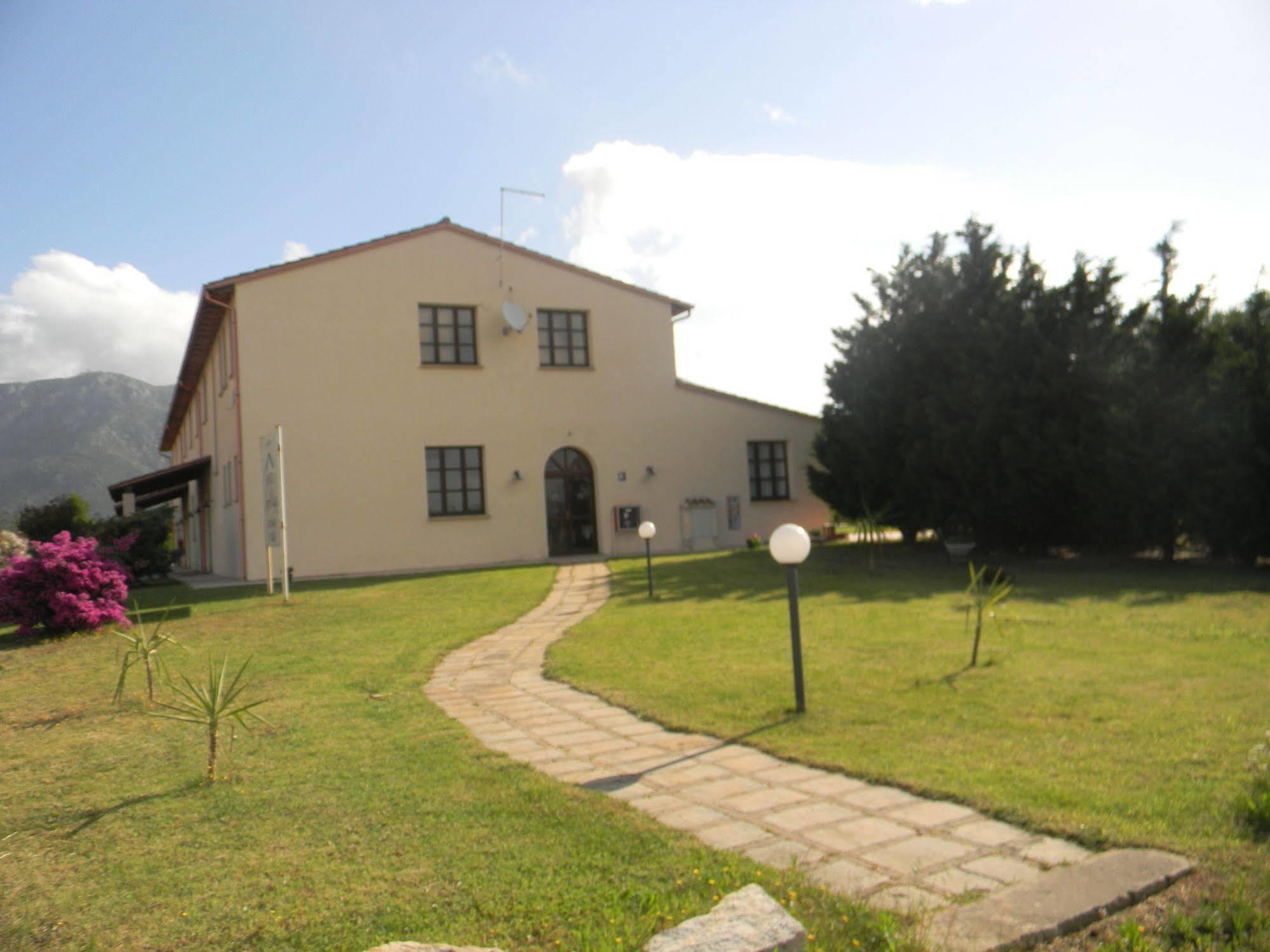 Hotel Sport Village Iglesias Kültér fotó