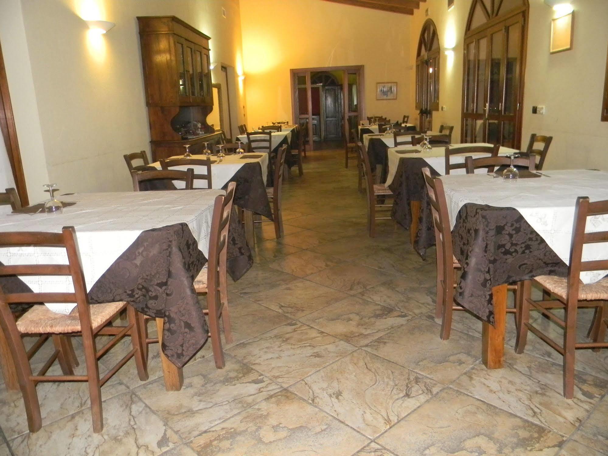 Hotel Sport Village Iglesias Kültér fotó
